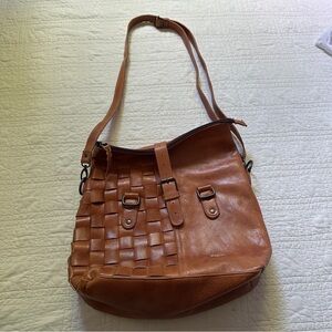 BedStu crossbody purse